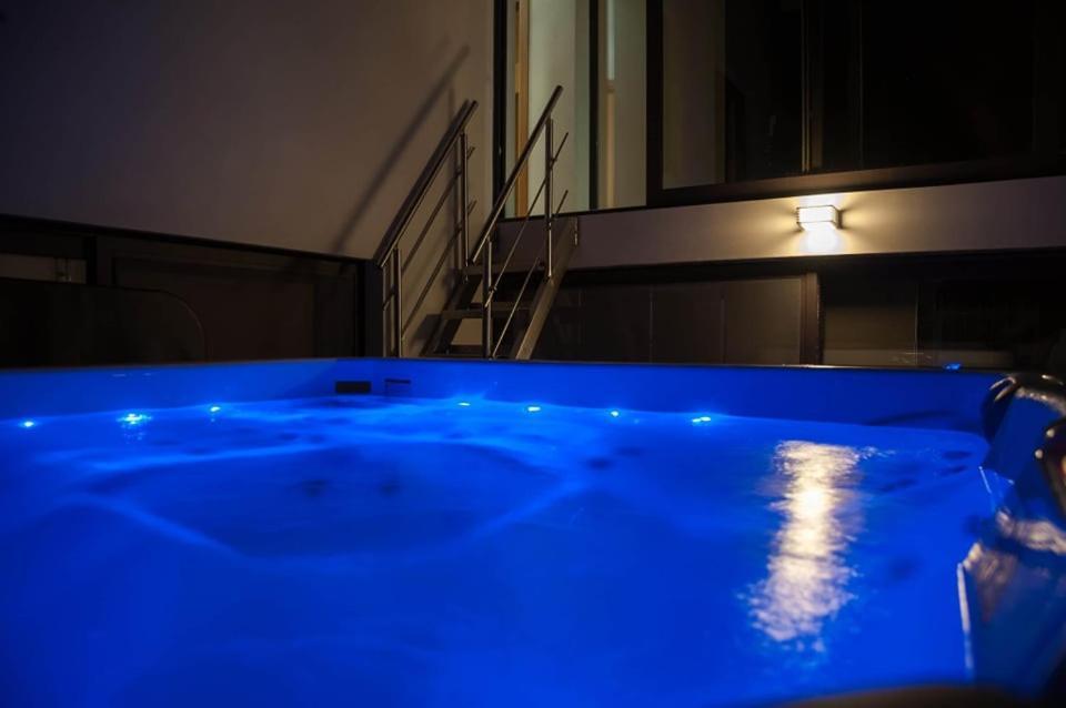 Villa Calypso Palaiontsiflikion Luaran gambar